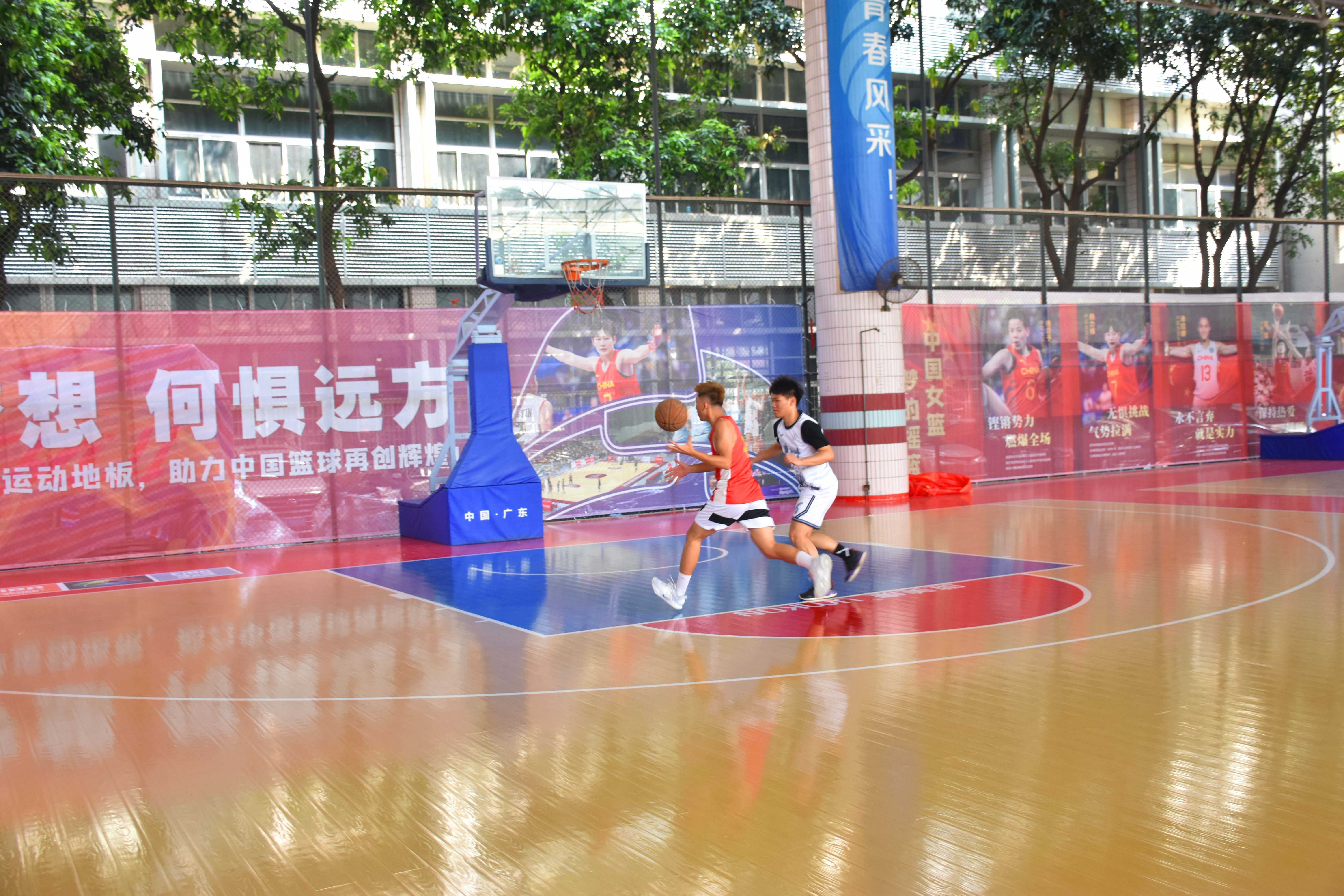 廣州體育職業(yè)技術(shù)學(xué)院風(fēng)雨球場